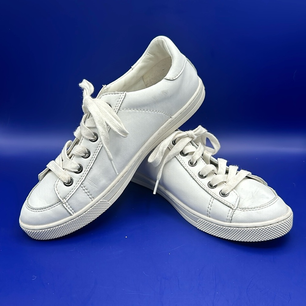 White Classic Low-Top Women's Sneakers